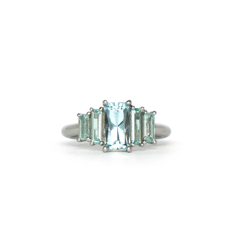 aquamarine-engagement-rings