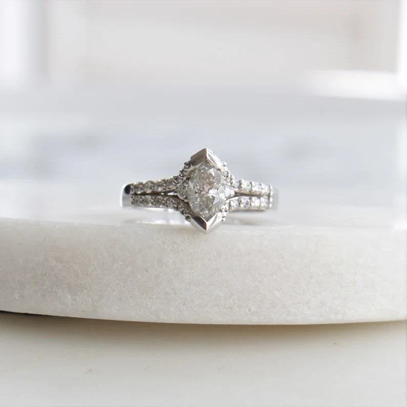 marquise-engagement-rings